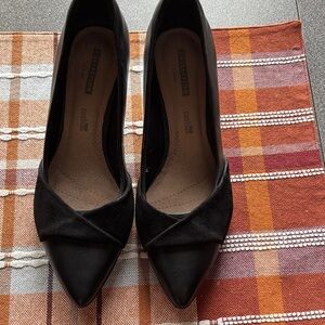 Clark Collection soft cushionBlack Pointed Toe Heels with suede.